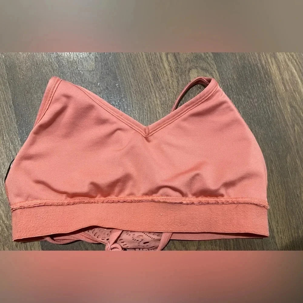 Victorias Secret PINK Ultimate Lightly Lined Sports Bra Coral Size XS - Picture 5 of 9